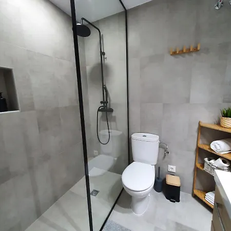 Estupendo Apartamento Cerca De La Playa Del Ancla Apartamento *