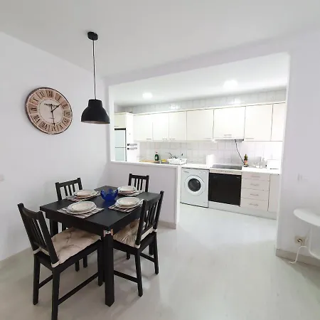 Estupendo Apartamento Cerca De La Playa Del Ancla *
